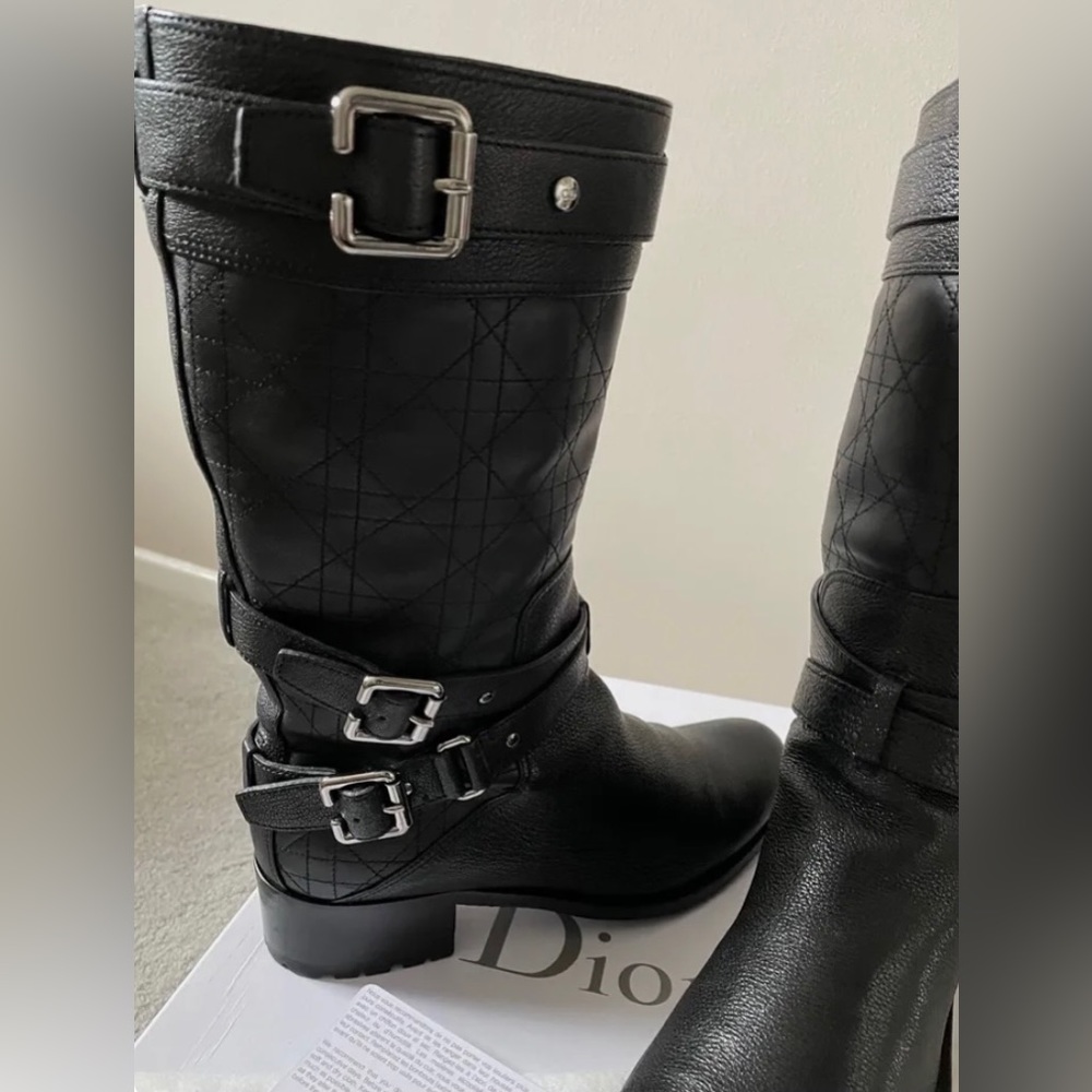 Stunning CHRISTIAN DIOR leather moto boots 🖤😍 - Picture 3 of 10